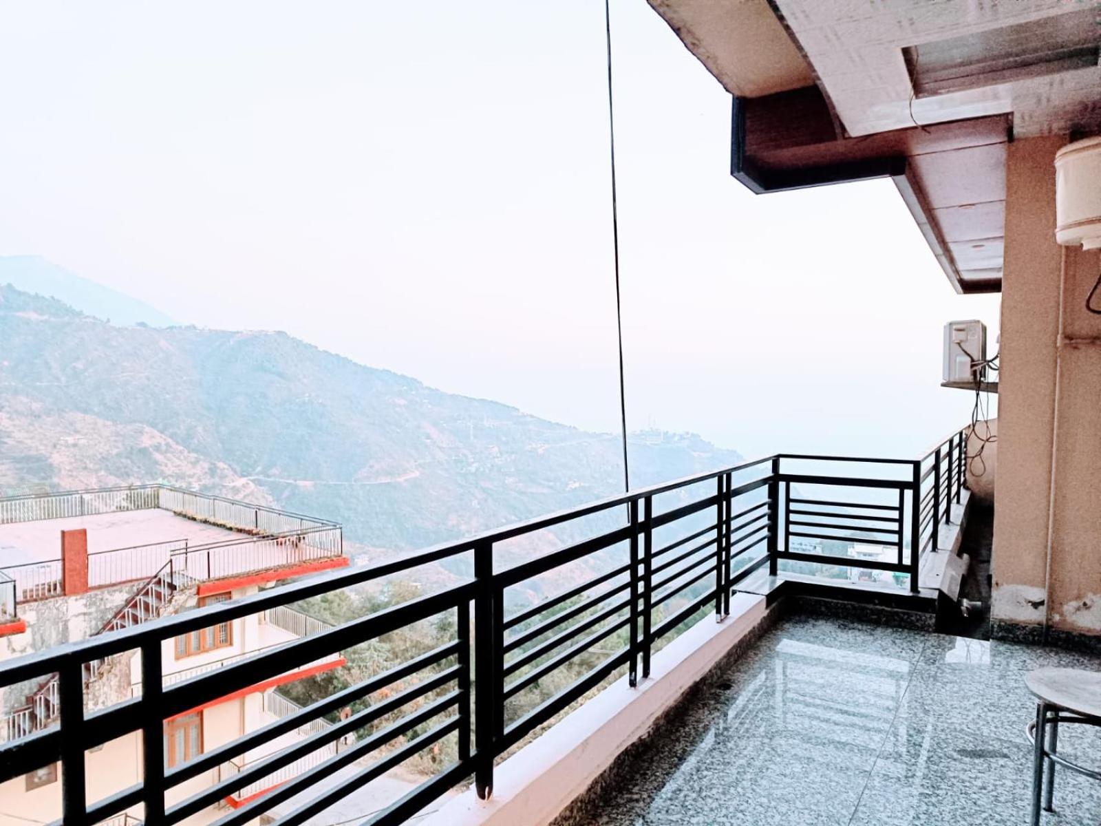 King Castle Mcleodganj-Centrally Heated And Air Cooled- Near Mall Road - Free Parking Dharamshala Exterior photo