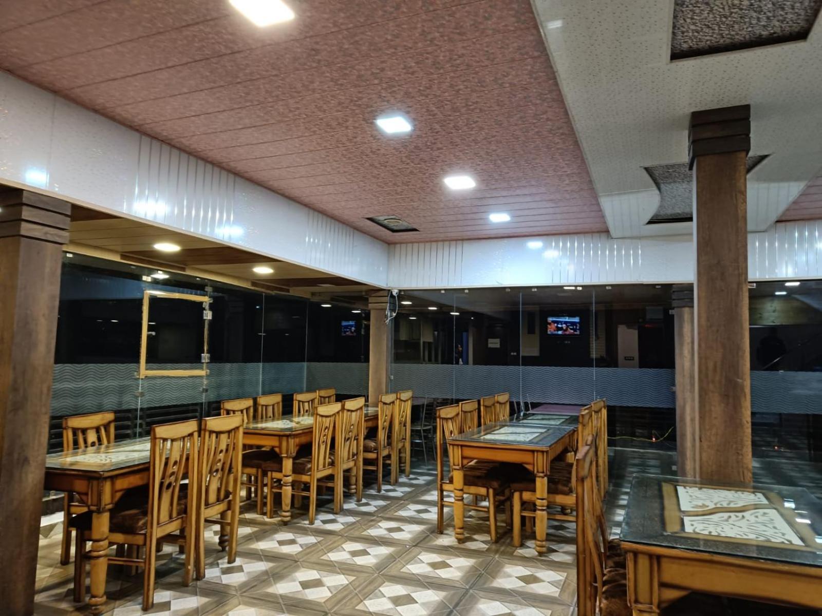 King Castle Mcleodganj-Centrally Heated And Air Cooled- Near Mall Road - Free Parking Dharamshala Exterior photo